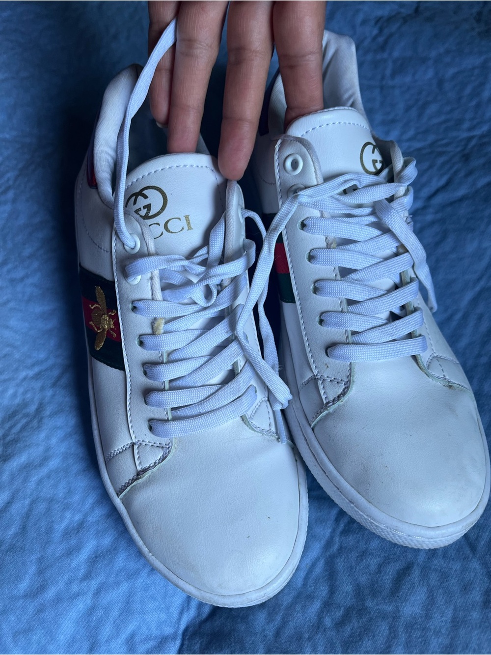 White women sneakers - Picture 2 of 3